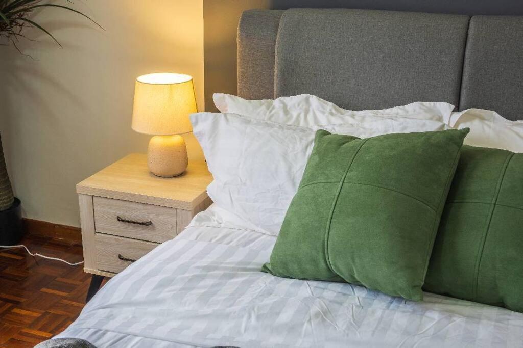 Kelana Puteri By Juststay 7Mins Walking To Paradigm Mall Petaling Jaya Exterior photo