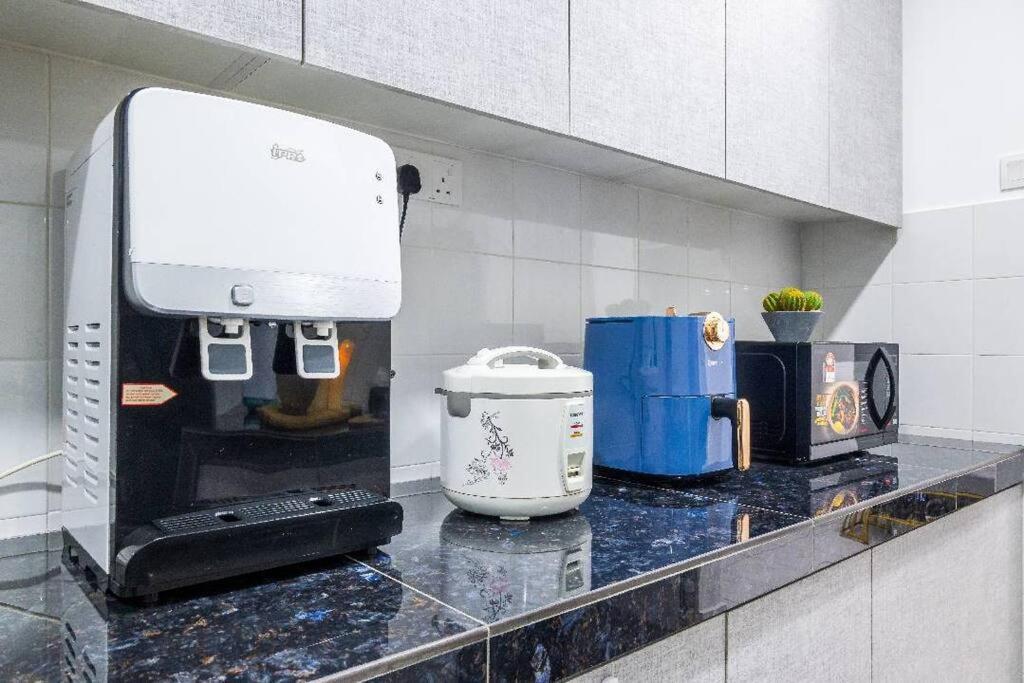 Kelana Puteri By Juststay 7Mins Walking To Paradigm Mall Petaling Jaya Exterior photo